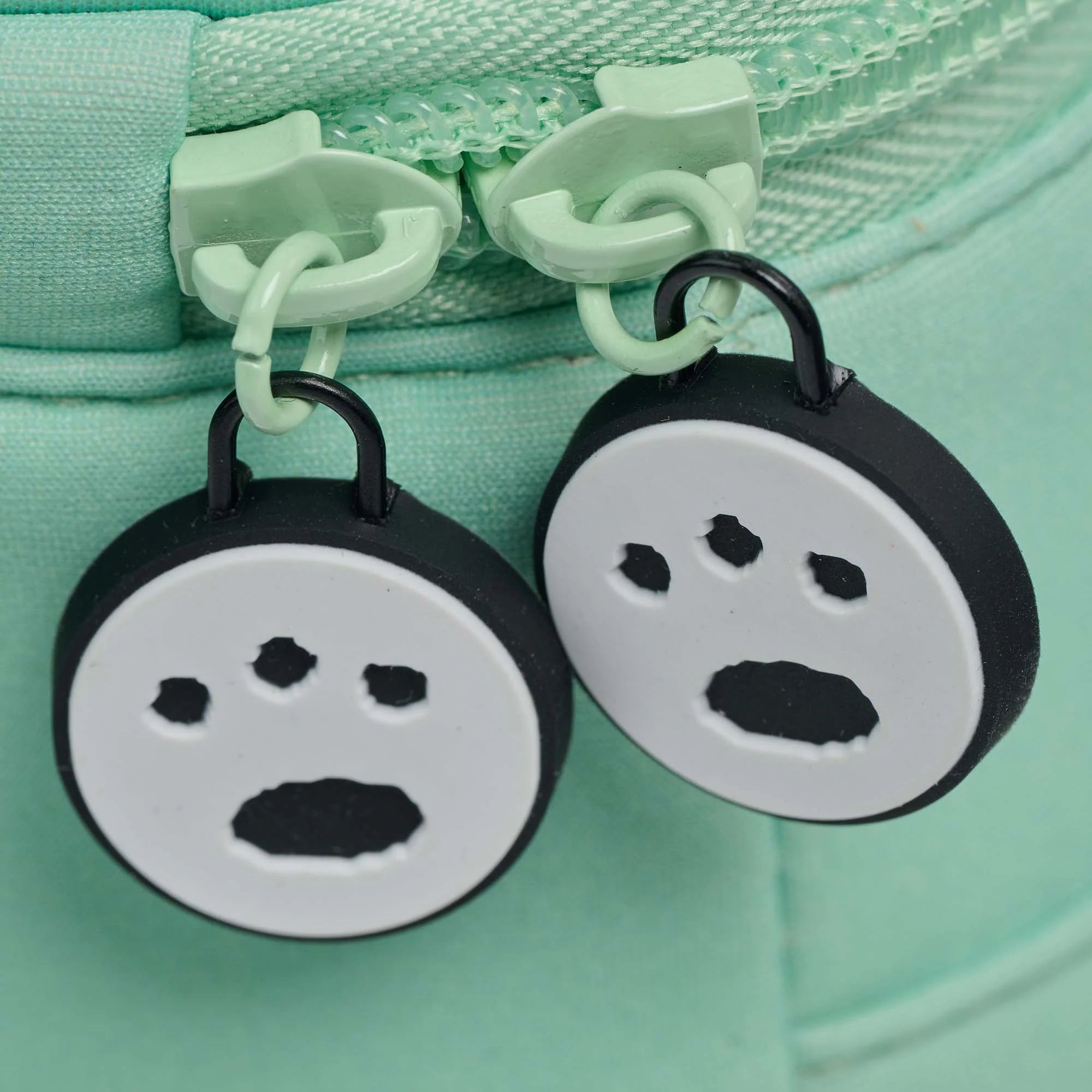 Igloo Portable Cooler Durable Cooler Pochacco? Square Lunch Cooler Bag - Image 5