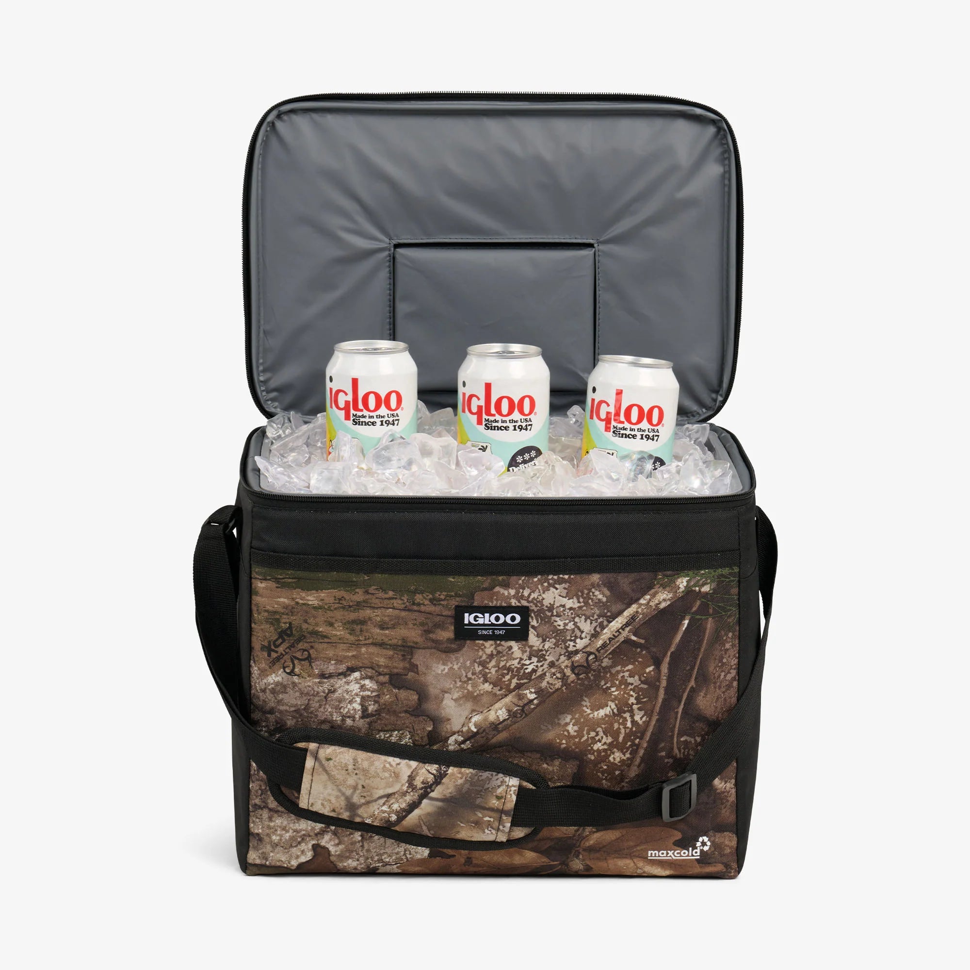 Igloo Insulated Cooler Durable Cooler Realtree APX? HLC 28-Can Bag - Image 3